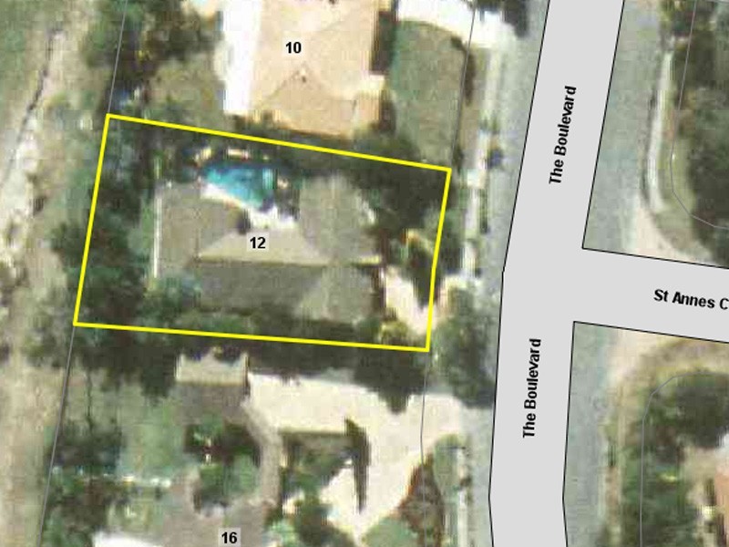 12 The Boulevard, Albany Creek QLD 4035