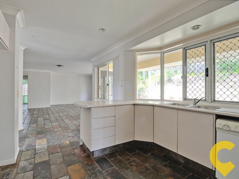 38 Oakmont Crescent, Albany Creek QLD 4035