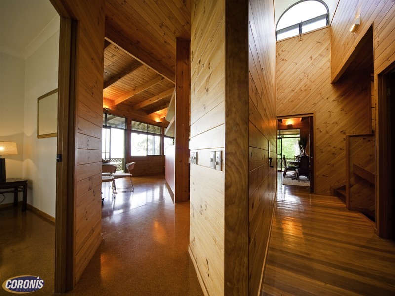 3 Emmaron Court, Ferny Hills QLD 4055