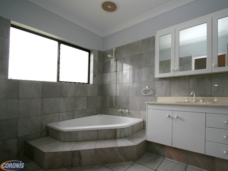 229 Kent Street, New Farm QLD 4005