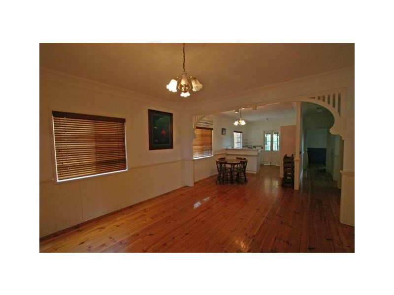 73 Lanham Avenue, Grange QLD 4051