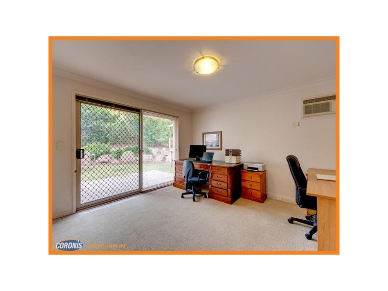 10 Regal Place, Aspley QLD 4034