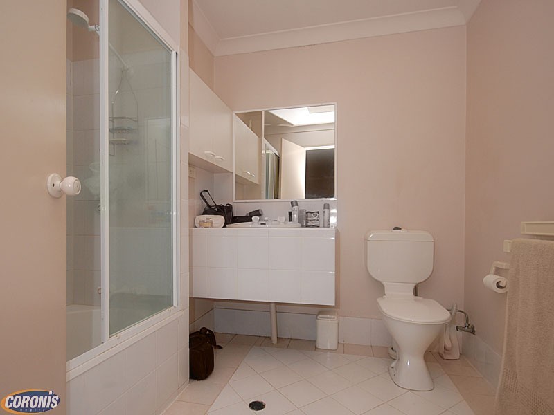 2/115 Jenner Street, Nundah QLD 4012