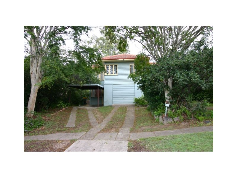 8 Bayview Street, Stafford Heights QLD 4053