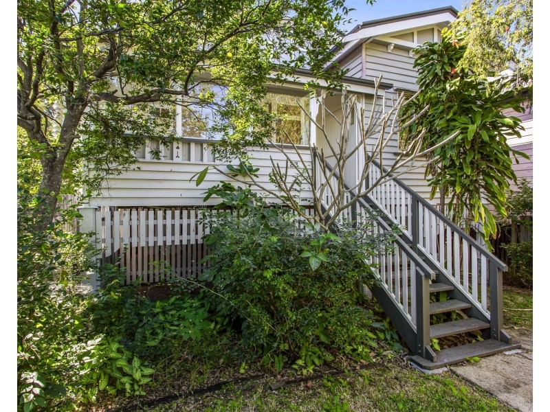 123 Albion Road, Windsor QLD 4030