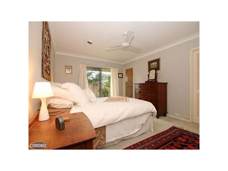 33 Bridgeman Road, Bridgeman Downs QLD 4035