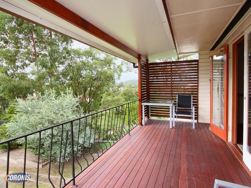 6 Gordon Road, Ferny Hills QLD 4055