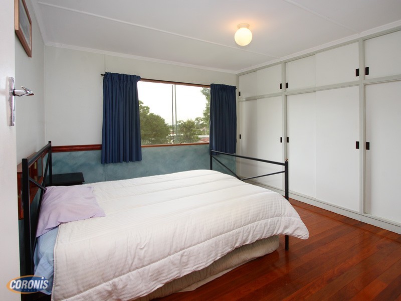 6 Gordon Road, Ferny Hills QLD 4055