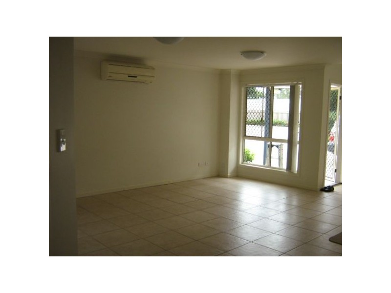 6/64 Station Road, Lawnton QLD 4501