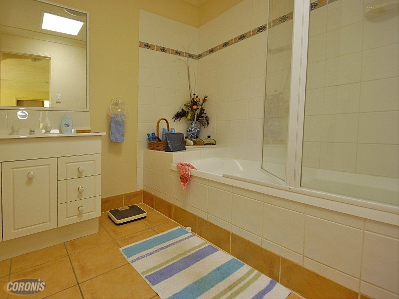 Warner QLD 4500