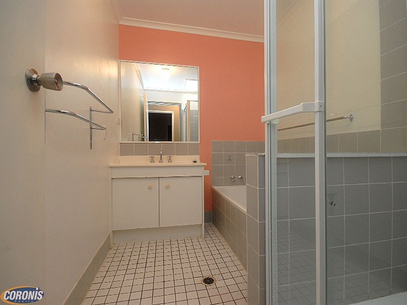 2 Kaoriki Court, Albany Creek QLD 4035