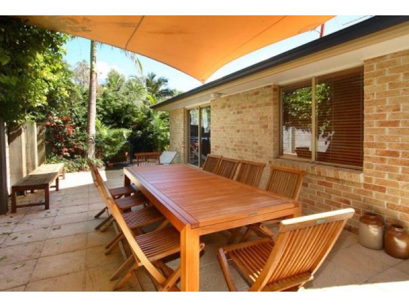 7 Benton Close, The Gap QLD 4061