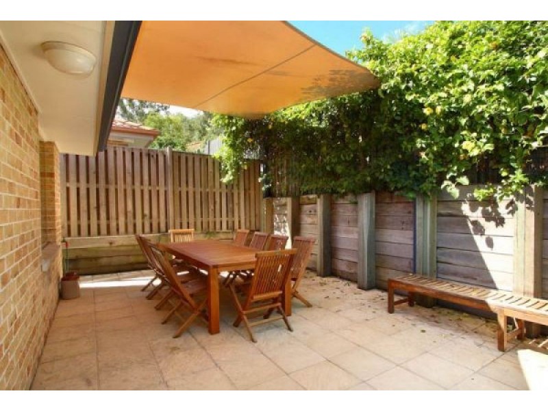 7 Benton Close, The Gap QLD 4061