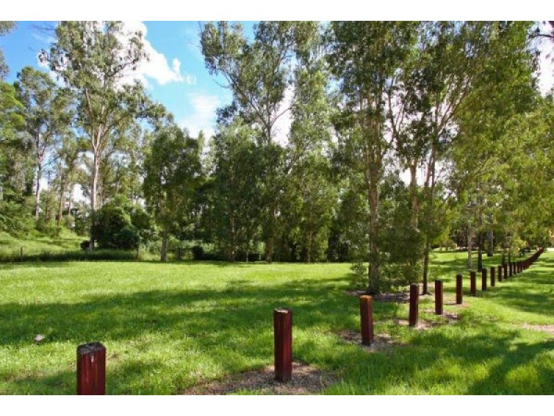 7 Benton Close, The Gap QLD 4061