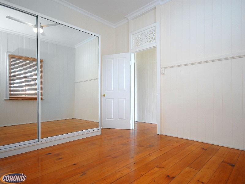 70 Swan Terrace, Windsor QLD 4030