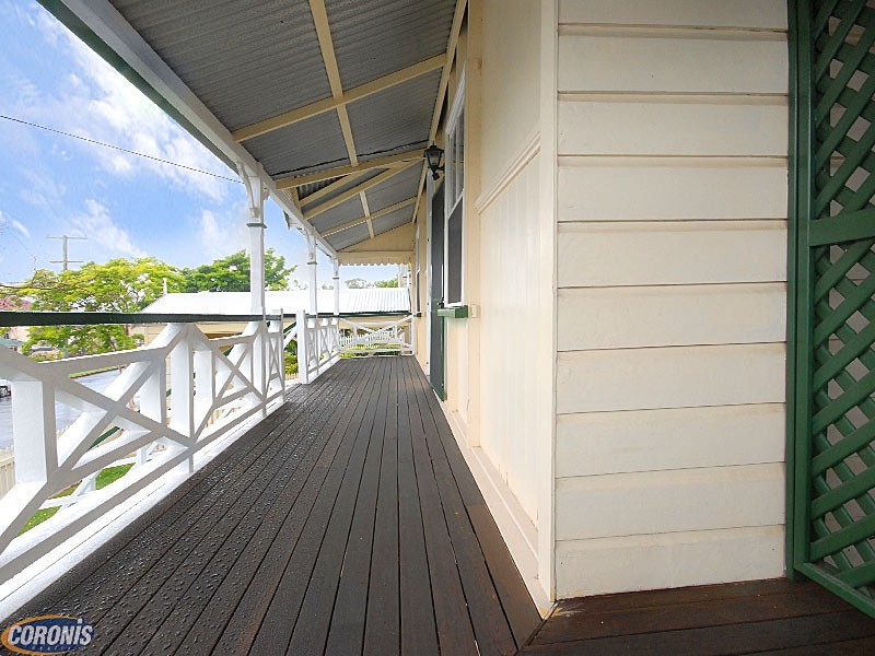 70 Swan Terrace, Windsor QLD 4030