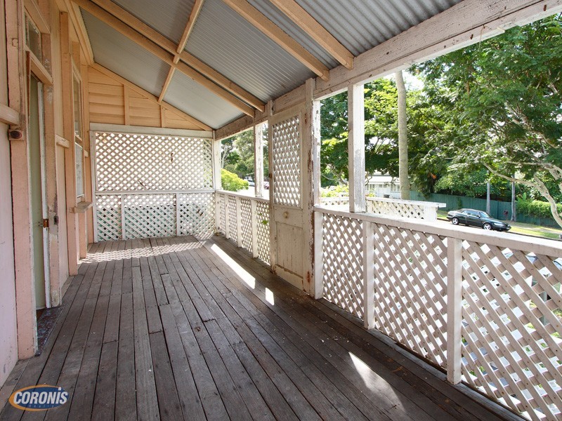 22 Swan Terrace, Windsor QLD 4030