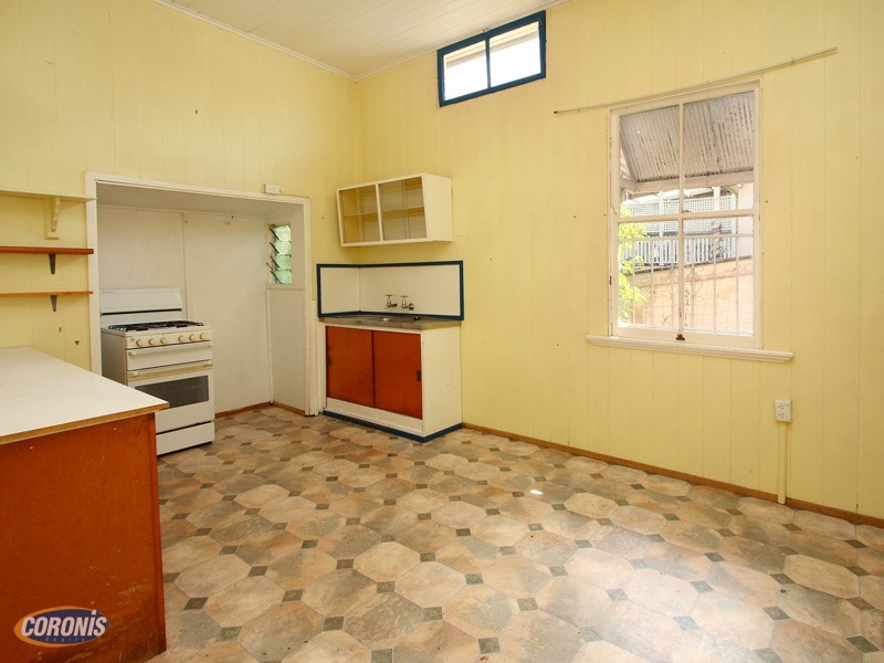 22 Swan Terrace, Windsor QLD 4030