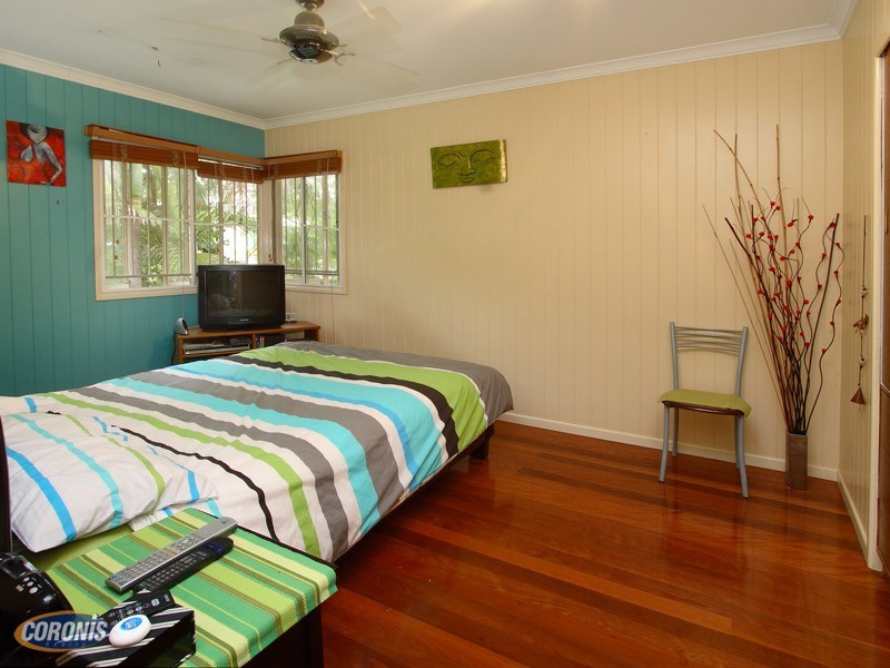 Holland Park QLD 4121