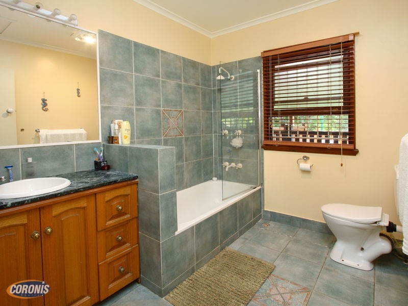 Holland Park QLD 4121