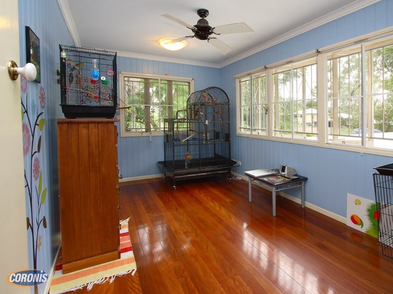 Holland Park QLD 4121