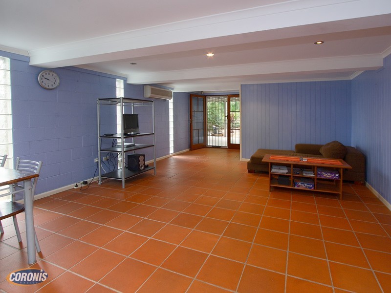 Holland Park QLD 4121