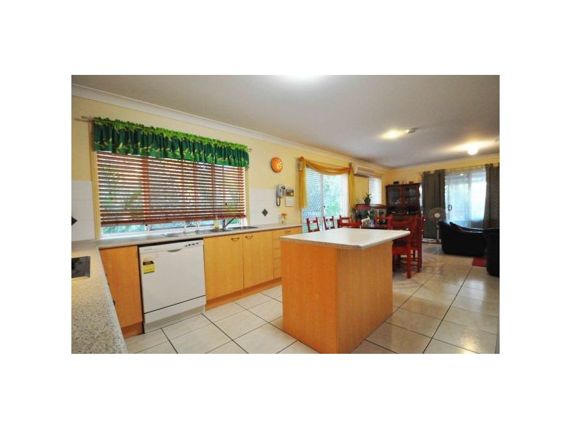 90 Barbour Road, Bracken Ridge QLD 4017