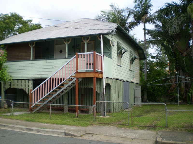 9 Cairns Street, East Brisbane QLD 4169