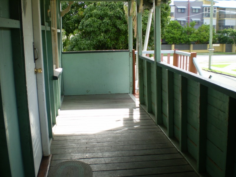9 Cairns Street, East Brisbane QLD 4169