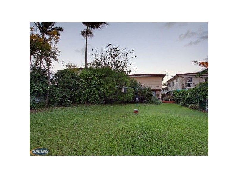 11 Victoria Avenue, Deception Bay QLD 4508