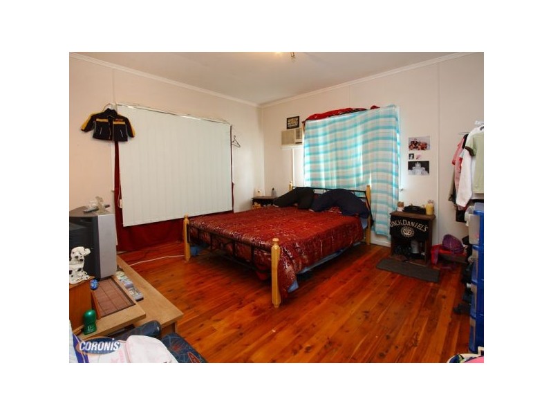 North Booval QLD 4304