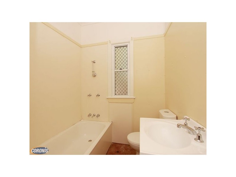 11 Purnell Street, Zillmere QLD 4034