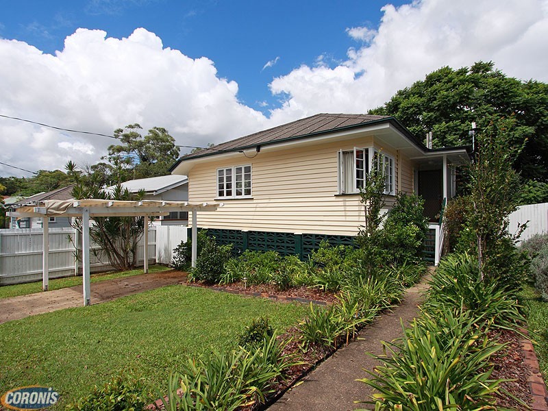 110 Moree Street, Stafford Heights QLD 4053