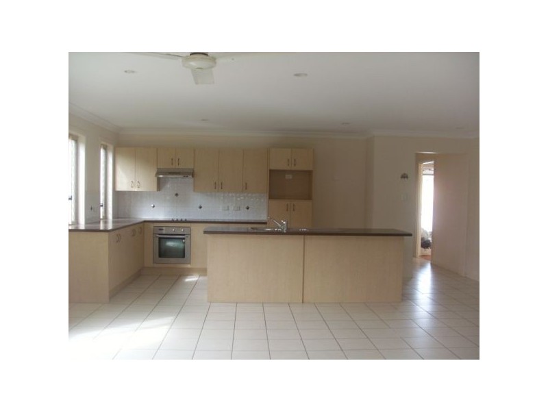 5 Fernwood Place, Taigum QLD 4018