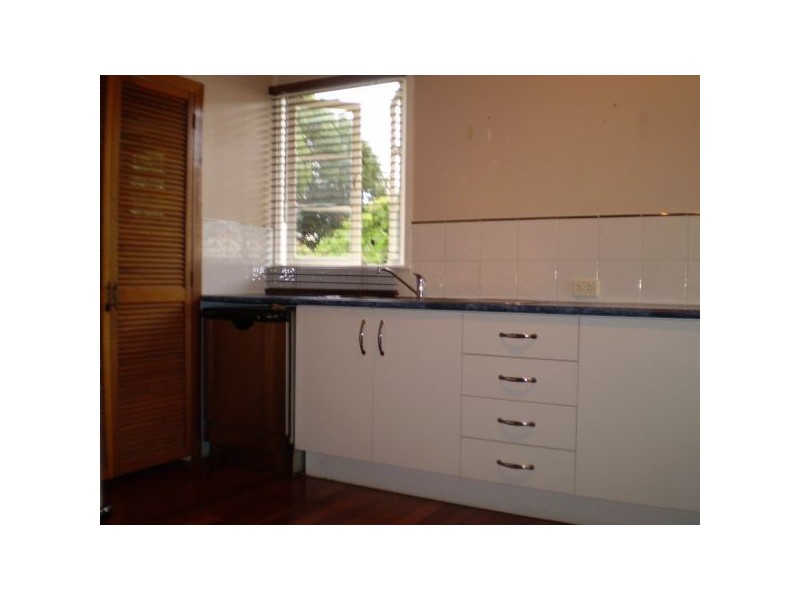 268 Nursery Road, Holland Park QLD 4121