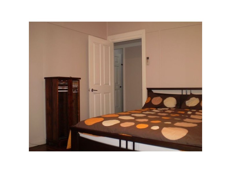 268 Nursery Road, Holland Park QLD 4121