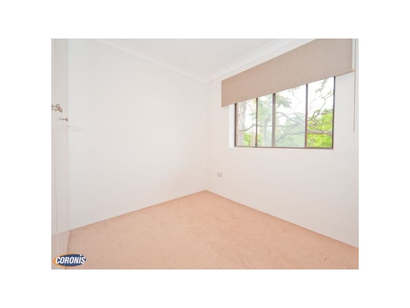 4/15 Cecil Street, Indooroopilly QLD 4068