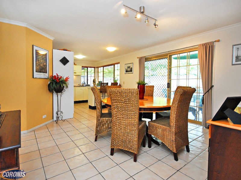 Arana Hills QLD 4054