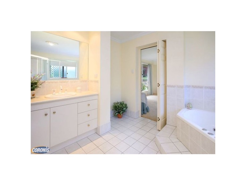 Bridgeman Downs QLD 4035