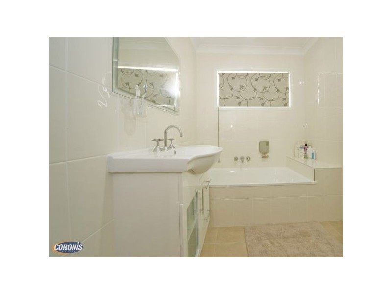 10 Aleckson Street, Marsden QLD 4132