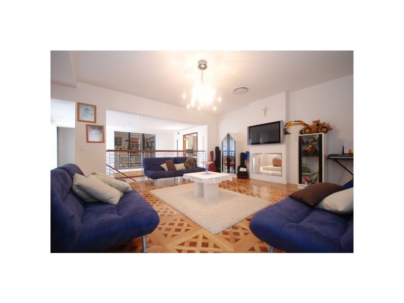 Bridgeman Downs QLD 4035