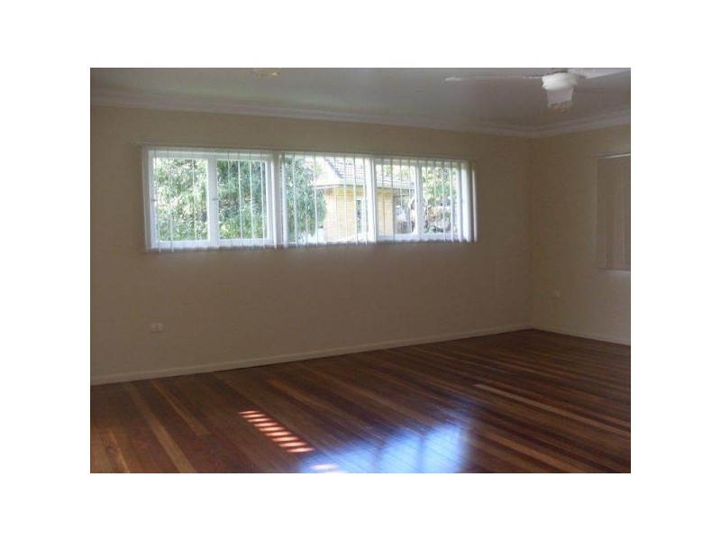 3 Ashworth Street, Chermside West QLD 4032