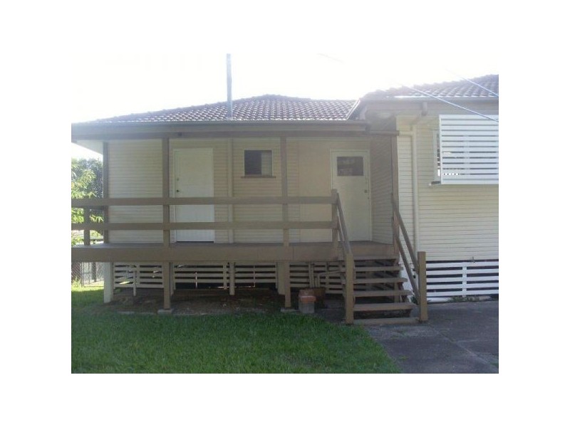 3 Ashworth Street, Chermside West QLD 4032