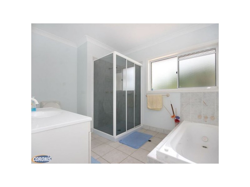 Bridgeman Downs QLD 4035