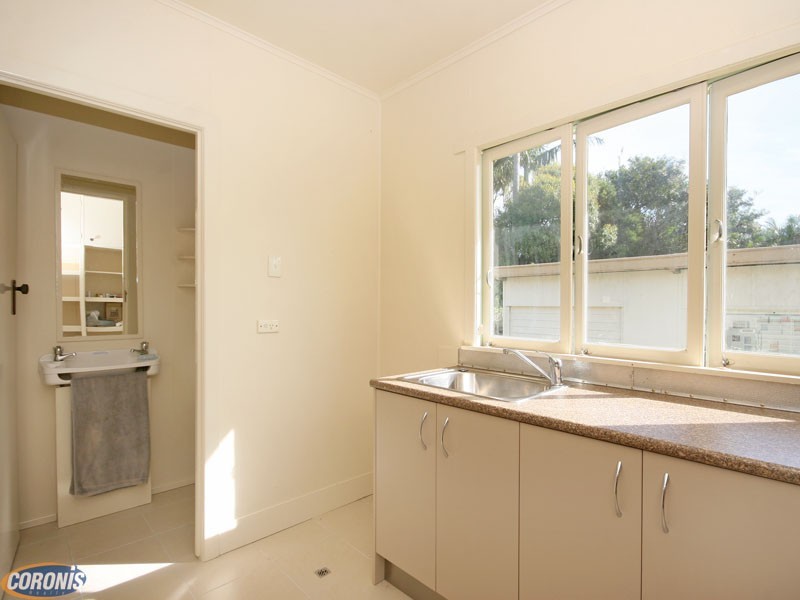 28  Higlett Street, Scarborough QLD 4020