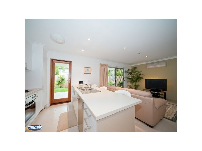 2/47 Lovegrove Street, Zillmere QLD 4034