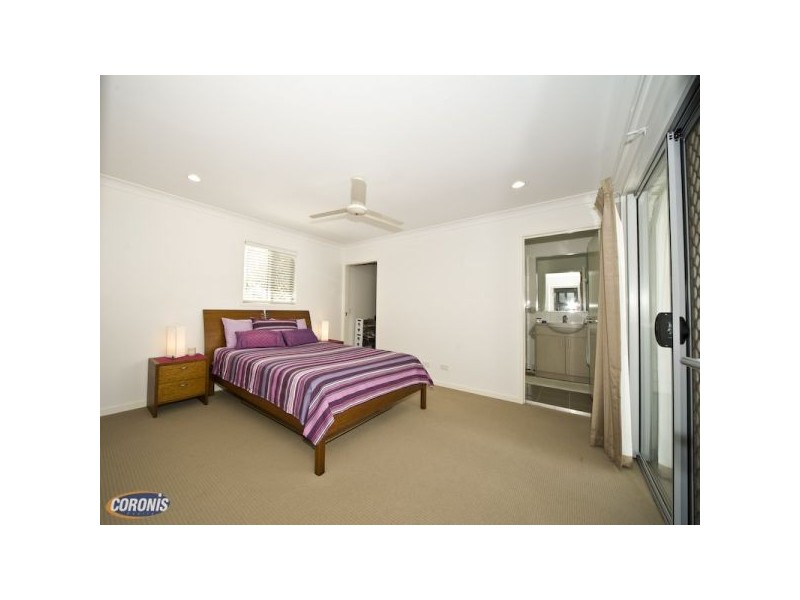 2/47 Lovegrove Street, Zillmere QLD 4034