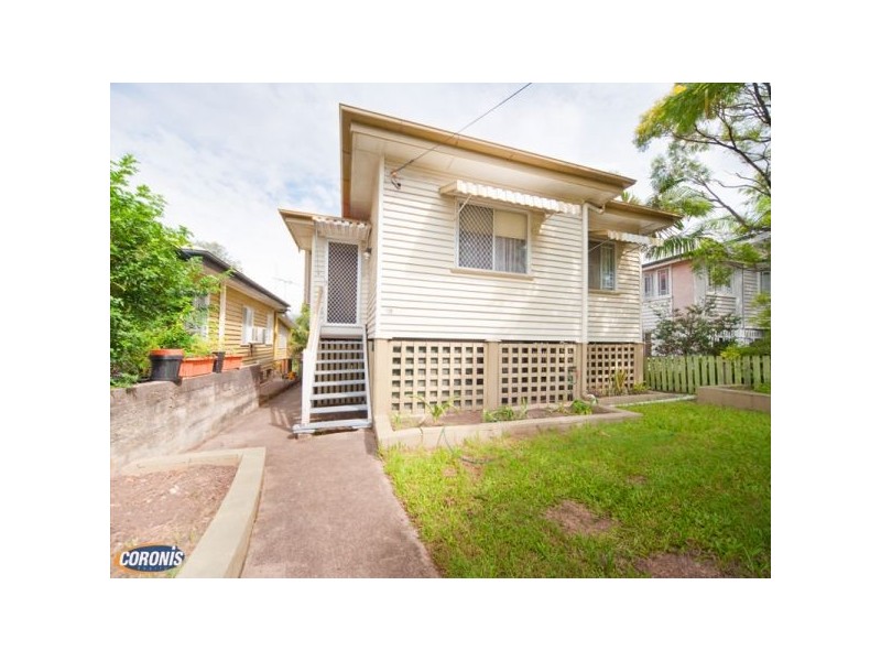 26 Lawley Street, Kedron QLD 4031
