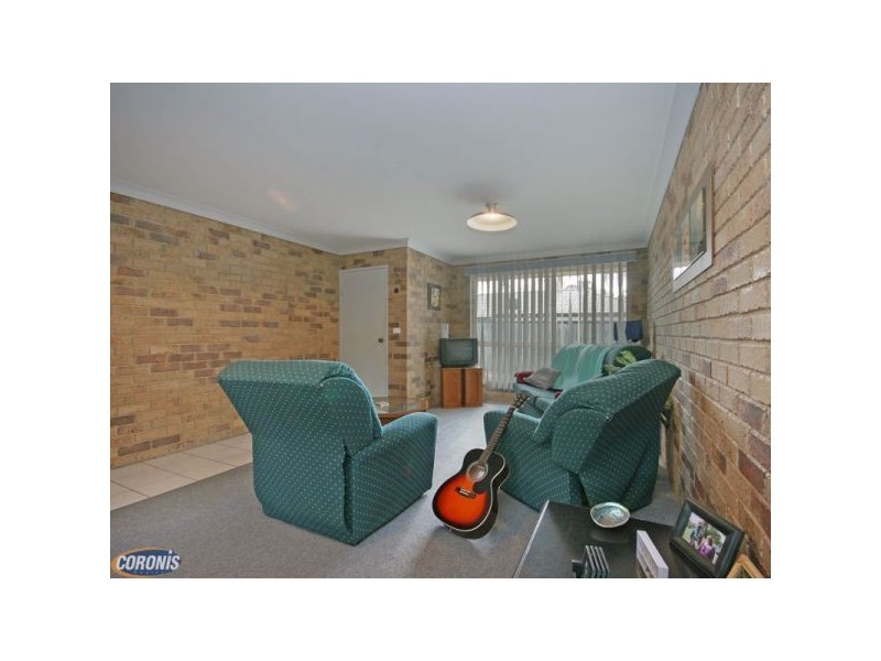 1/12 Neil Street, Caboolture QLD 4510