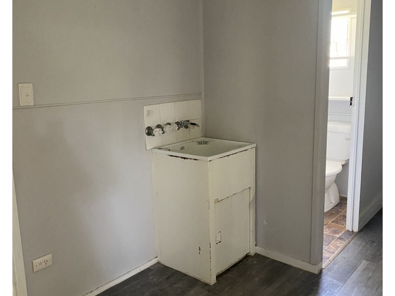 118 Biggs Avenue, Beachmere QLD 4510